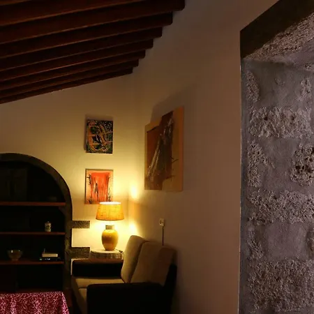Casa Tia Merces Holiday home Feteira Grande